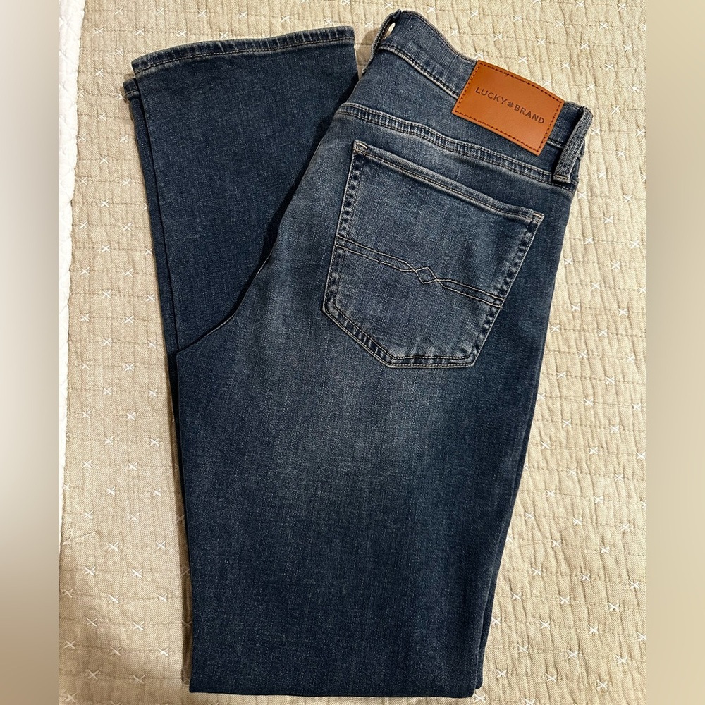 Lucky Brand Sweet Mid-Rise Straight Ankle Jeans size 10/30 NWT